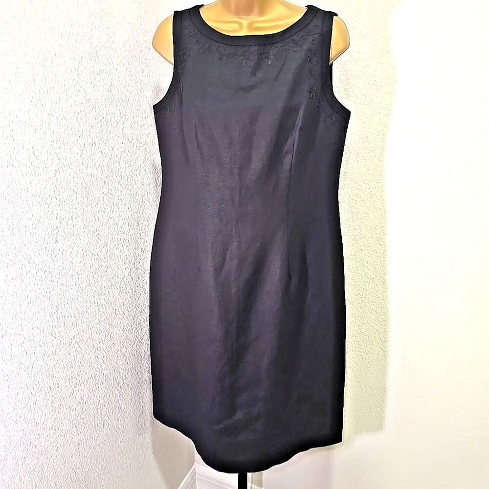 Embroidered Sleeveless Linen Blend Dress Sz 10 Minimalist Black Classic Timeless